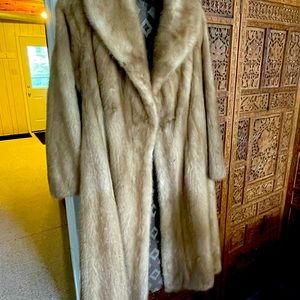 Vintage mink coat from the 50’s.